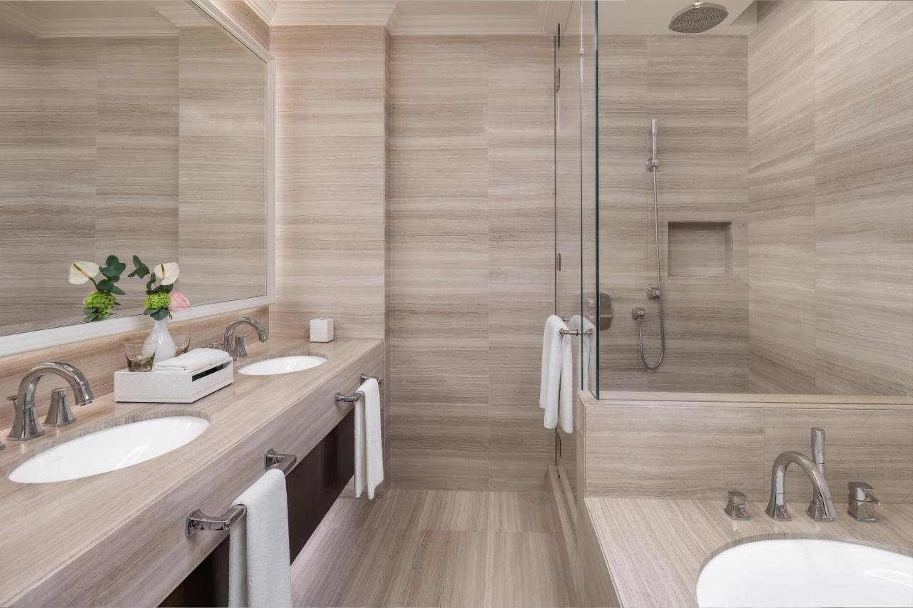 Address Dubai Mall Luaran gambar Bathroom