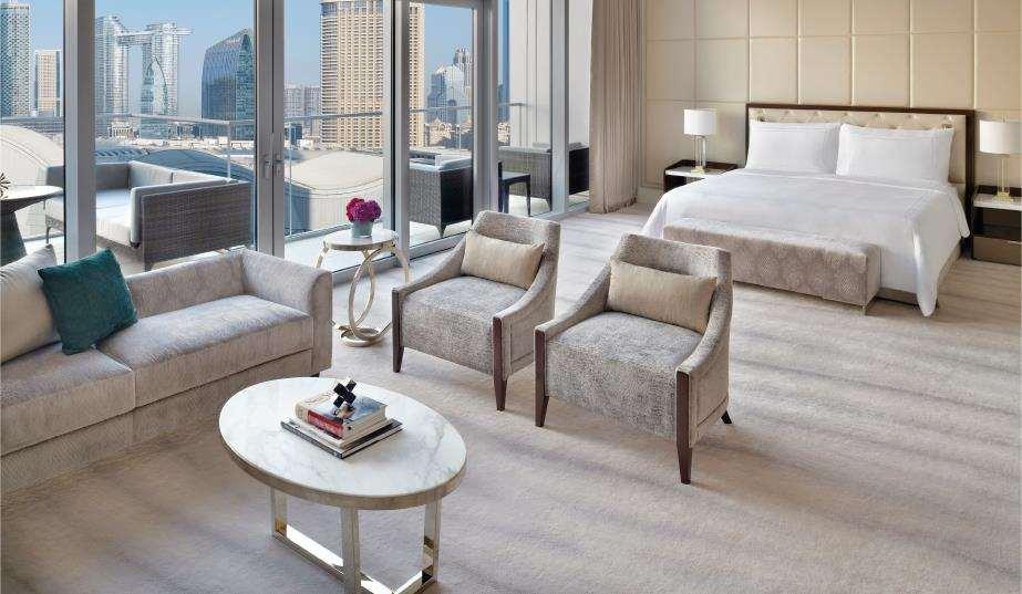 Address Dubai Mall Hotel Bilik gambar A suite at the Ritz-Carlton, DIFC