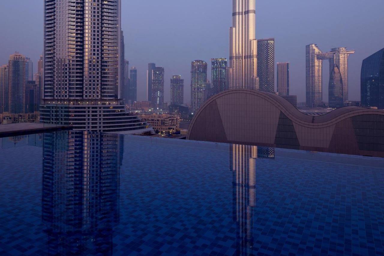 Address Dubai Mall Luaran gambar The pool at the Address