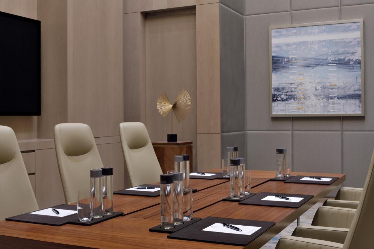 Address Dubai Mall Luaran gambar Boardroom