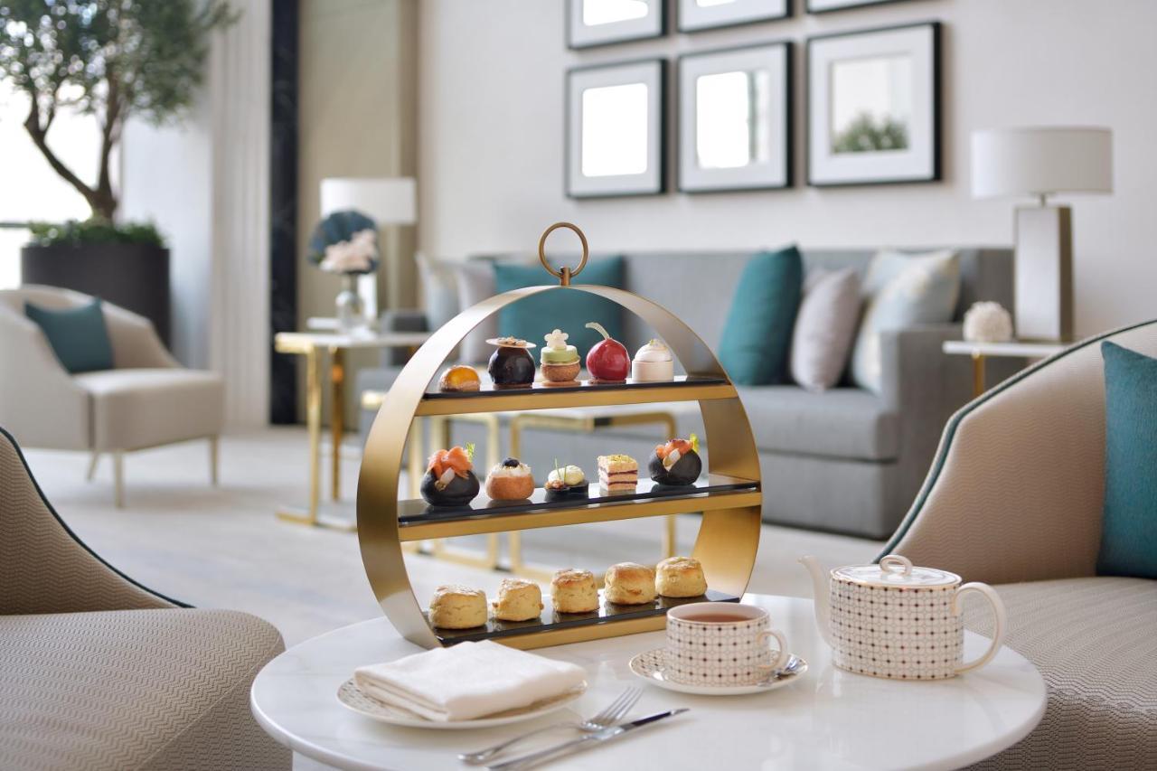 Address Dubai Mall Hotel Luaran gambar Afternoon tea at The St Regis Dubai