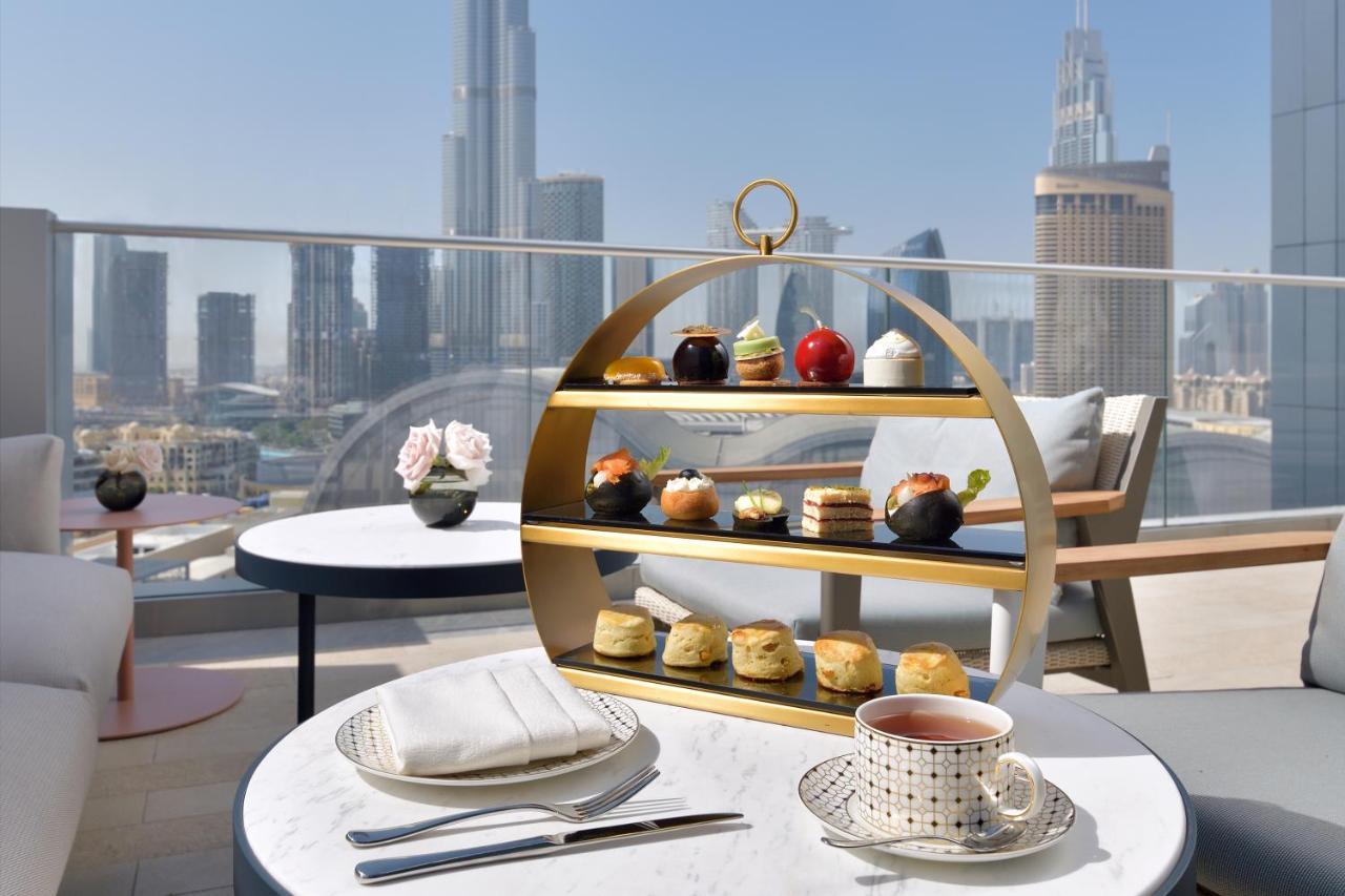 Address Dubai Mall Hotel Luaran gambar Afternoon tea at the Address Downtown Dubai