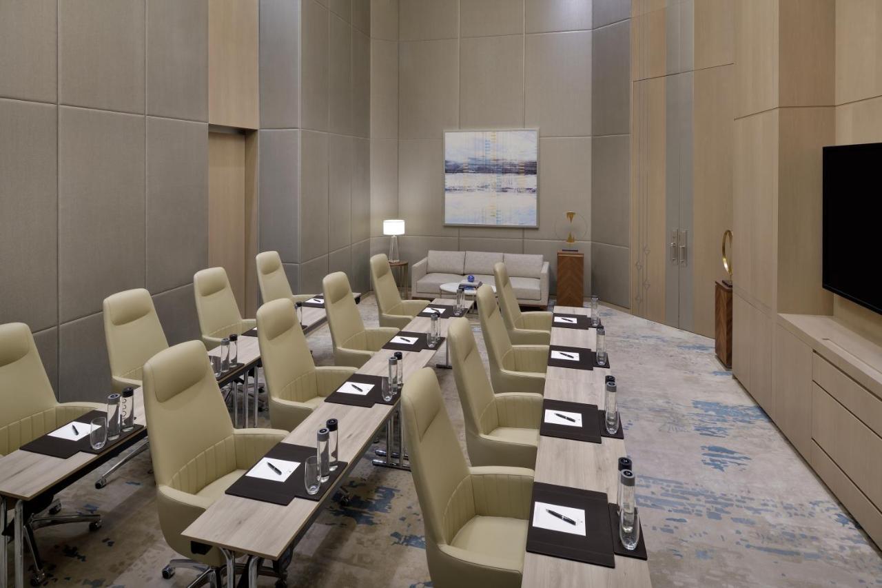 Address Dubai Mall Luaran gambar Meeting room