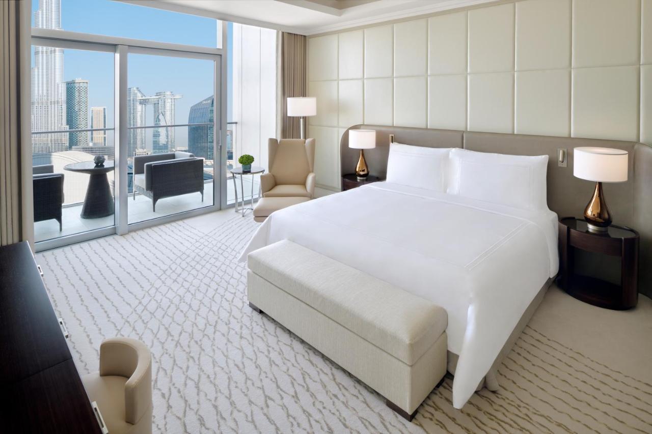 Address Dubai Mall Hotel Luaran gambar A bedroom at the Address Downtown Hotel